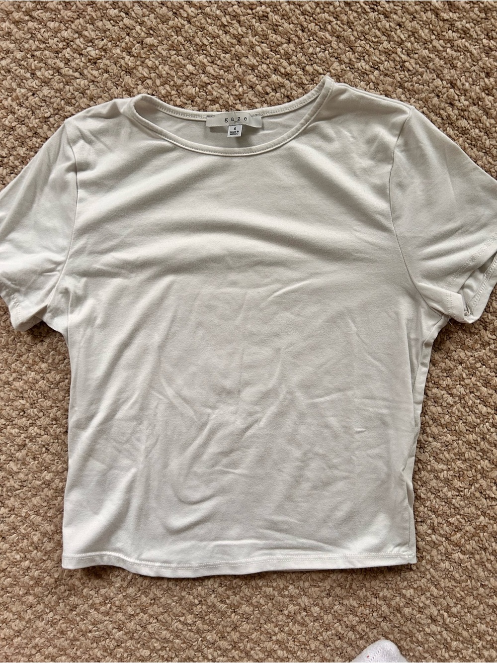 gaze Simple Short Sleeve Crew Tee in Off-White
